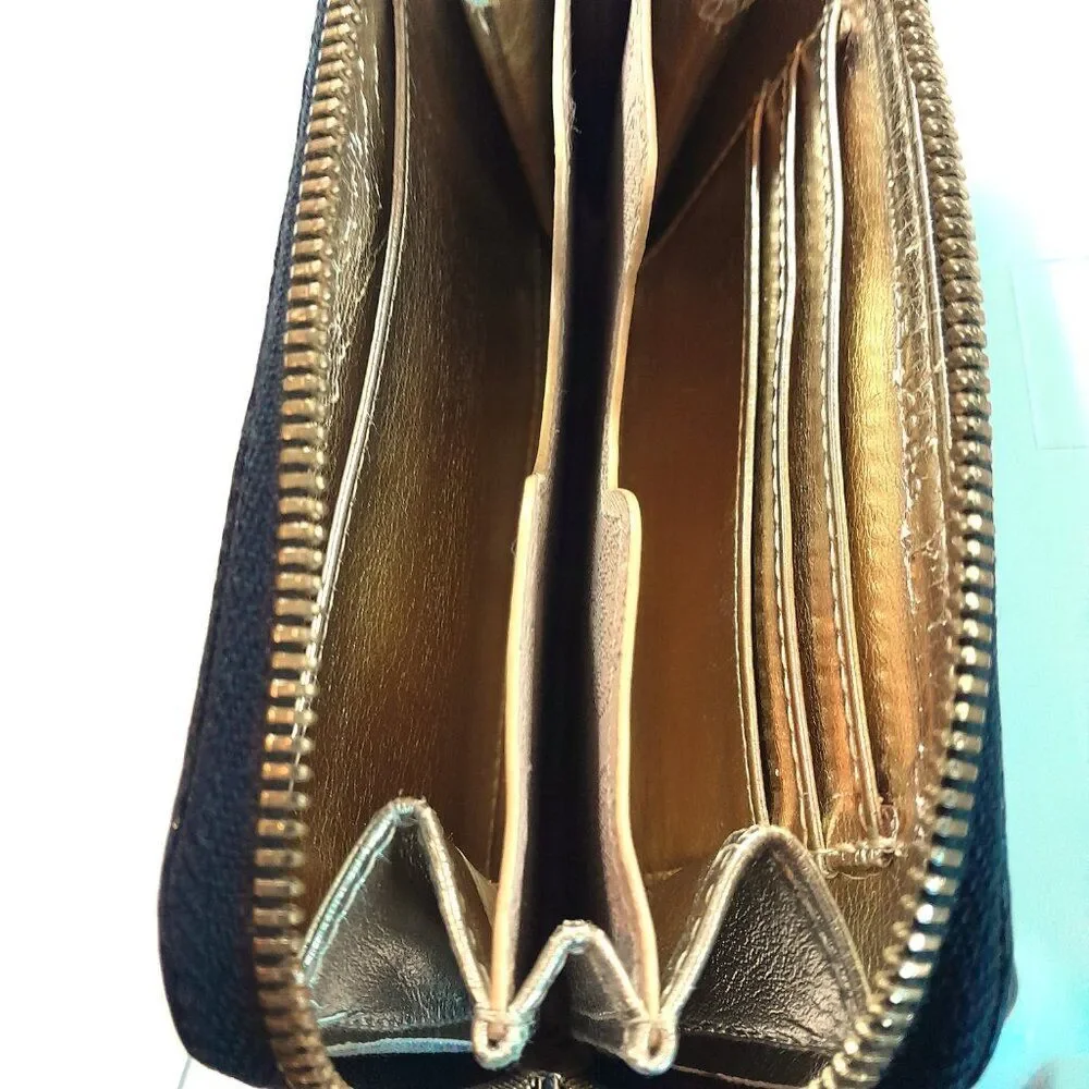 Michael Kors Women's Black Snake Skin Pattern Round Zip Short Wallet